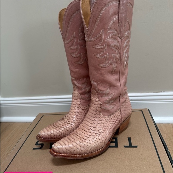 Tecovas Dusty Rose Python Boots size 7 🌹🐍 - Picture 5 of 9
